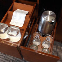 引き出しにはコップ類