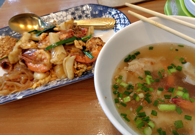 屋台グルメはおすすめです。