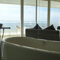 海が見えるバスタブ