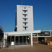 今治駅の東口からすぐに見えました。外観からきれいでした。