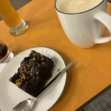 濃厚な味のブラウニー