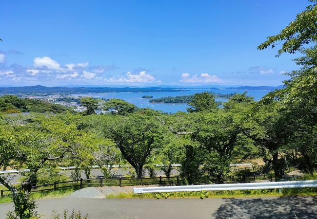 西行戻しの松公園