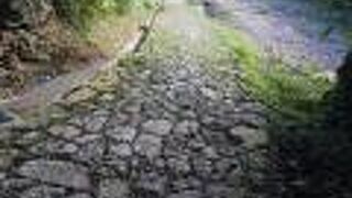 当山の石畳道