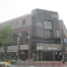 横浜ワールドポーターズ