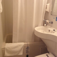 コンパクトで安っぽい？