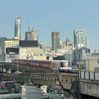 客室から。すぐにサイアムの商業施設群。