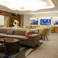 CLUB LOUNGEは概ね何時も空いていて寛げた。