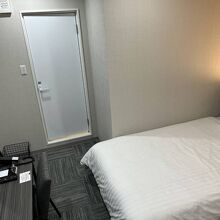 シングル　広くはないですが綺麗です