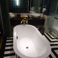 ドアを開けて、これはびっくり