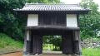 名島門