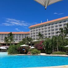 Shangri-La Mactan, Cebu