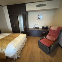 マッサージチェアや動画が楽しめるTV、コンポなどでゆったり…