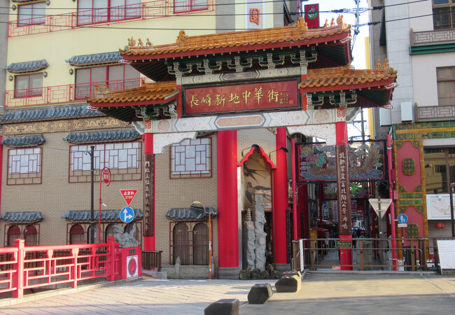 4つの門が中華街を守っています