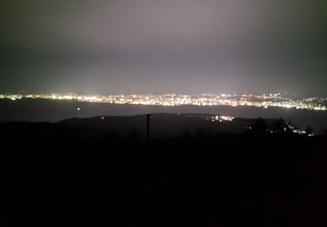 夜景を見に