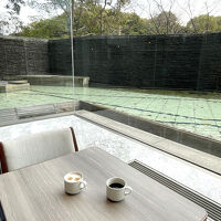 【プレミアムラウンジ】は広い