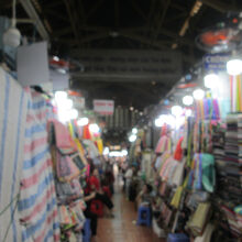 タンディン市場