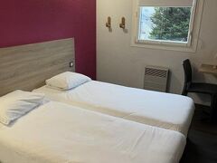 ホテルF1 パリ サン ウアン - マルシェ オ ピュス 写真