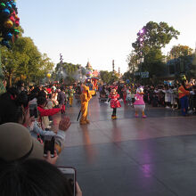 上海ディズニーリゾート パレード