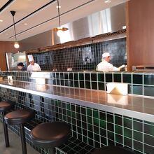 キャセイパシフィックラウンジ ザデッキ (香港国際空港)