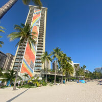 レインボー・タワー