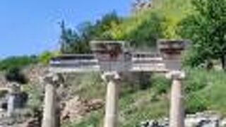 市公会堂 (プリタネイオン)