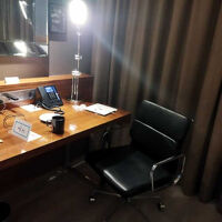 落ち着いたつくりで、へやもひろめでした。