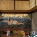 巨大な名旅館