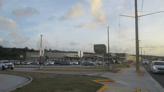 グアム国際空港からすぐのところ