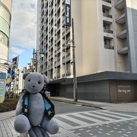 川崎駅東口からスタバとミスドの間の道をまっすぐで到着