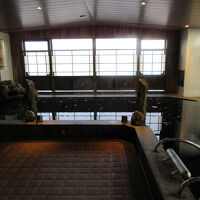  本社事前許可済、ホテルの人立会利用時間外の女性用大浴場