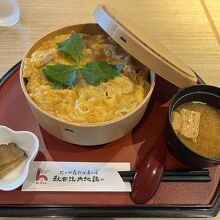 秋田比内地鶏や