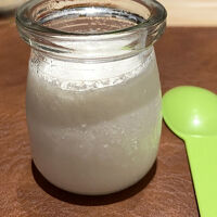 朝食のおいしいヨーグルト