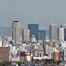 通天閣展望台からみた大阪城