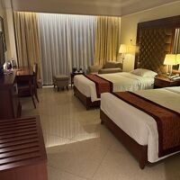 部屋。まあ広いです。