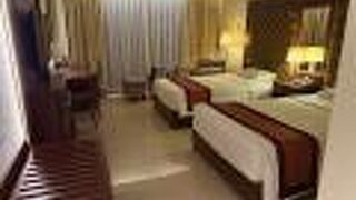 アーミー ホテル グエン チー フン