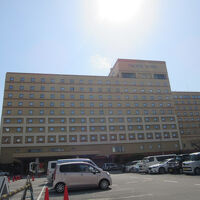 入口が2箇所あり。駐車場側からみたところ