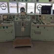 操舵室で、航海士の気分?