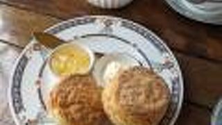 旧イギリス領事館のカフェで美味しいスコーン