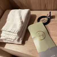 鍵の掛かる貴重品入れもありました