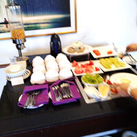 朝食は室料に含まれている