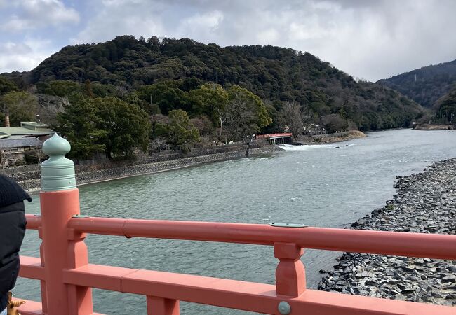 ぜったいに橋の上から景色を見てほしい