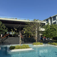 ホテルのプール