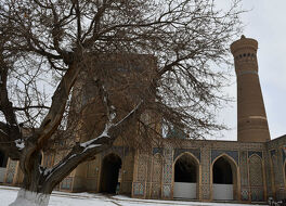 イスマイール サーマーニ廟