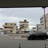 駅から丸見え［南彦根ステーションホテル］