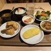 シェフがその場でオムレツを作ってくれたり