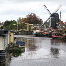 プット風車周辺は、いかにもオランダの風景でフォトジェニック