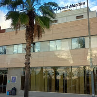 宿泊棟へは地下を通っていく必要がある