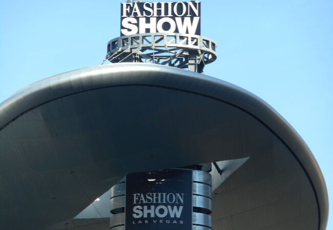 ファッションショー