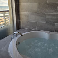 海を見ながらジャグジーでリラックス