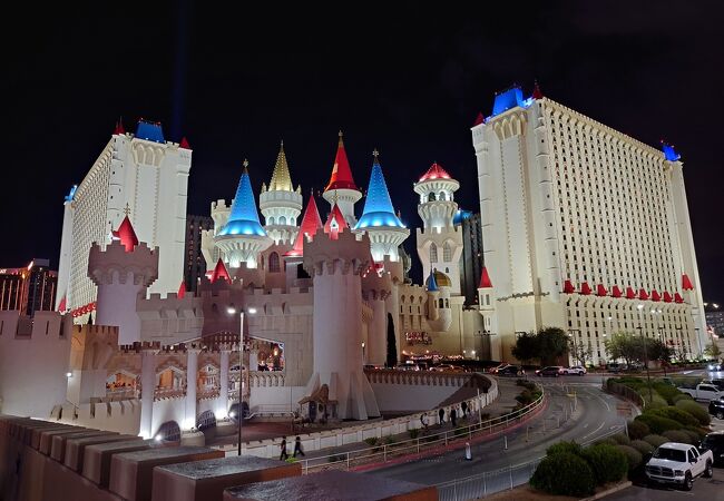 エクスカリバー ホテル